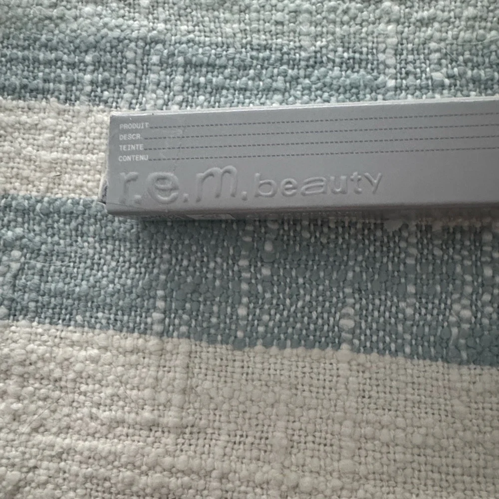REM Beauty Essential Drip Lip Gloss - Juice Box